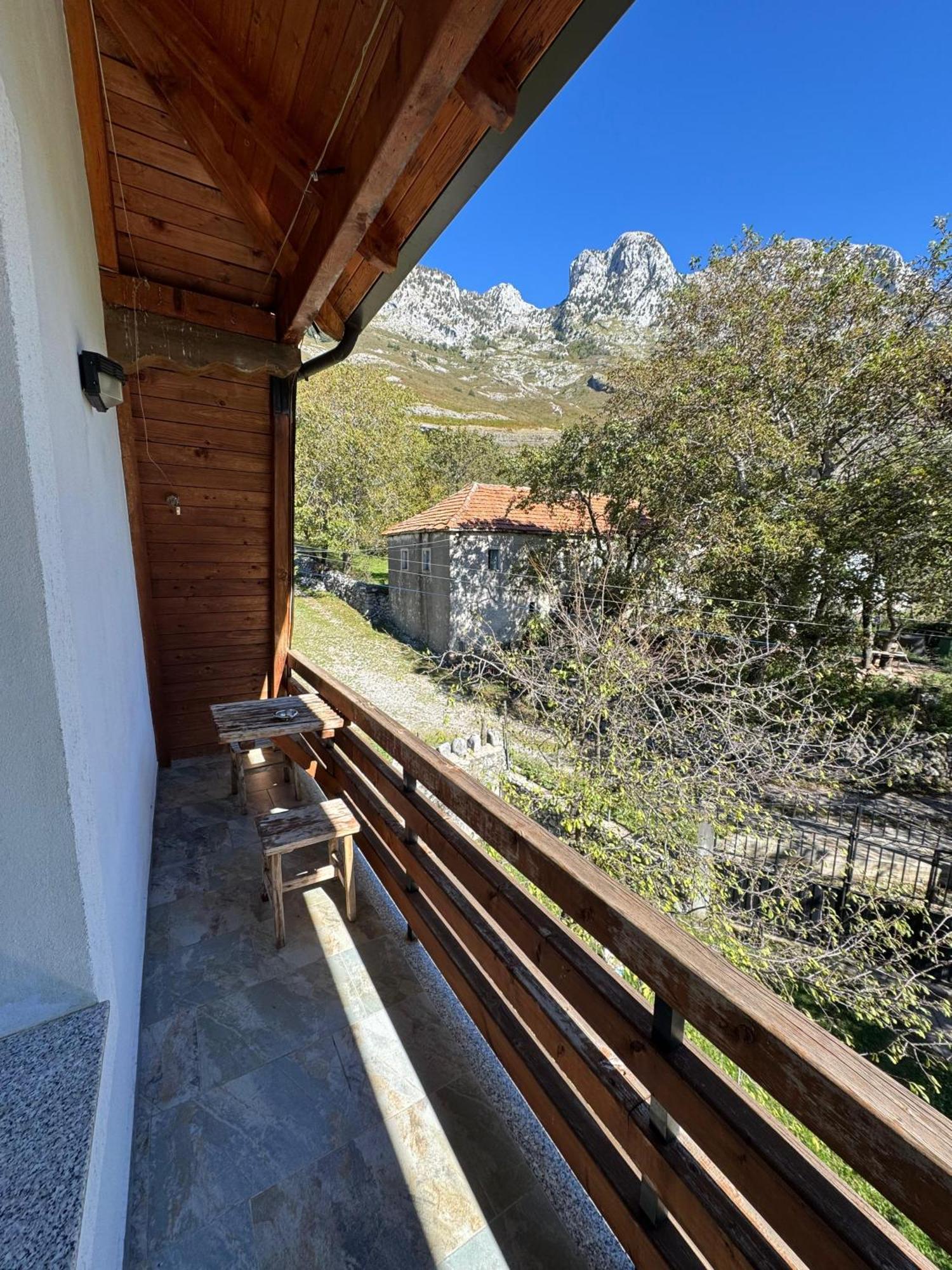 Casa de hóspedes Alpine *